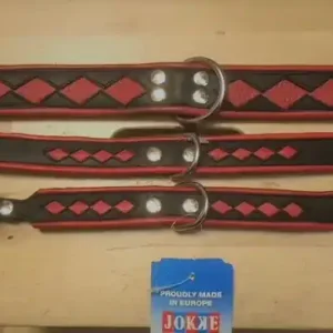 Komia läderhalsband svart/röd Sänkt pris