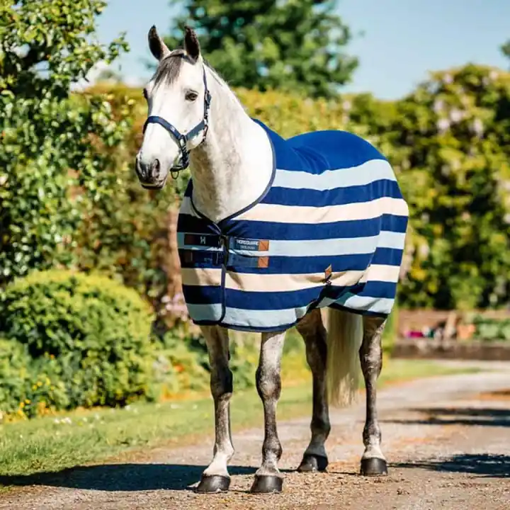 Säker betalning Fleecetäcke Newmarket Cooler Witney Navy