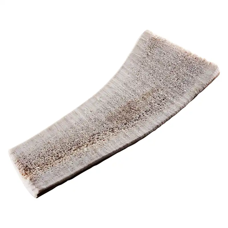 Köp online Chewies Hornmineral Snack, halva - 50 - 80 g (stl M)
