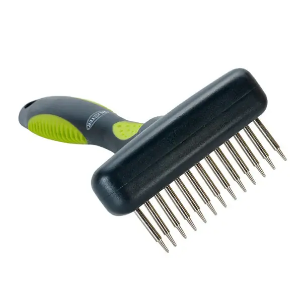 Buster Flexible Undercoat Rake – small, korta piggar för hundar Erbjudandepris